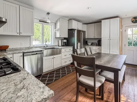 69 School Street Edgartown MA 02539