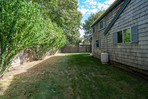 28 Barling Avenue Oak Bluffs MA 02557