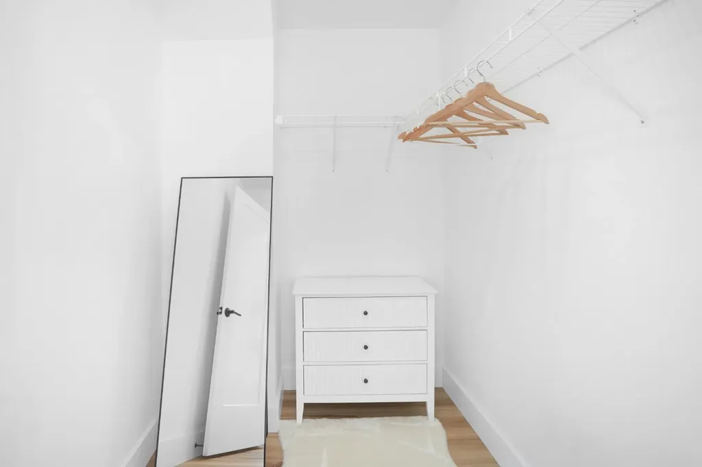 33 Lagoon Pond Road Vineyard Haven MA 02568