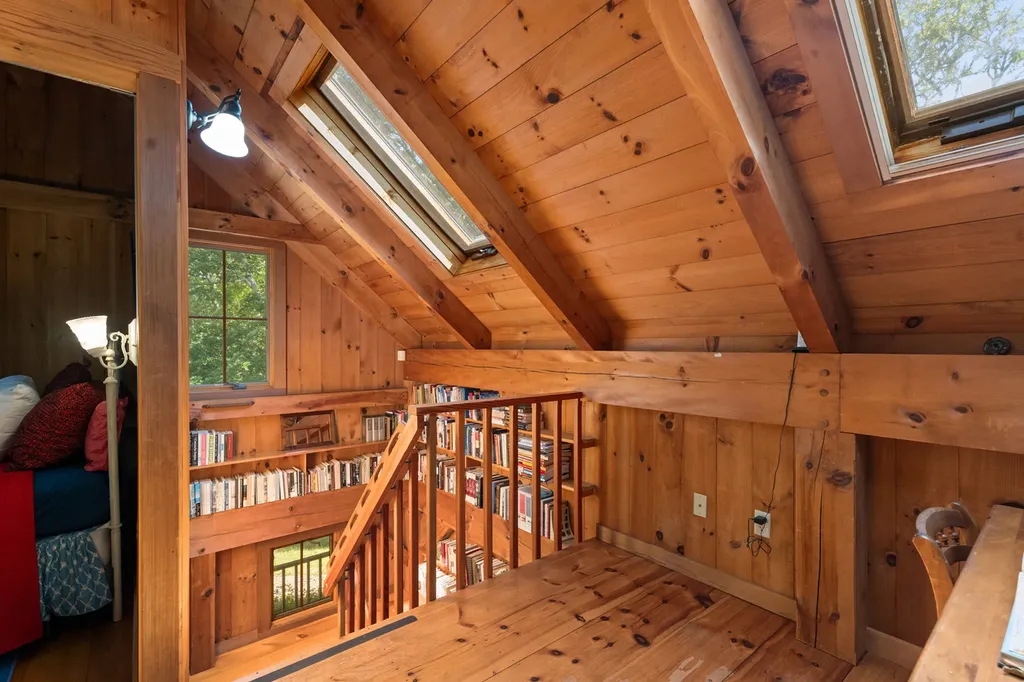 6 Tabor Hills Chilmark MA 02535