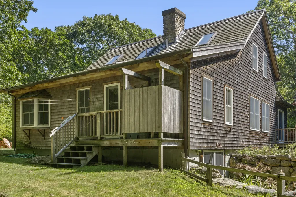 6 Tabor Hills Chilmark MA 02535