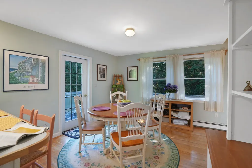 22 Old Lighthouse Road Vineyard Haven MA 02568