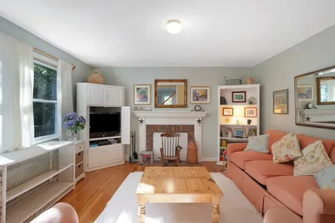 22 Old Lighthouse Road Vineyard Haven MA 02568