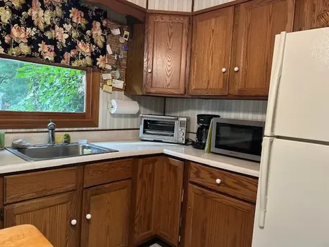 52 Old Coach Road West Tisbury MA 02575