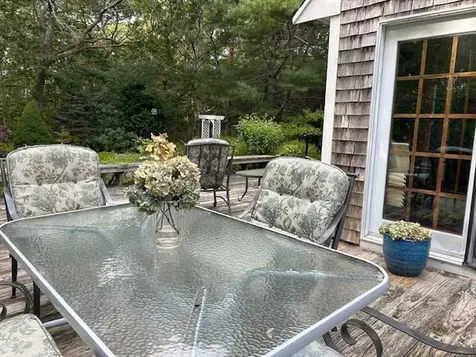 52 Old Coach Road West Tisbury MA 02575