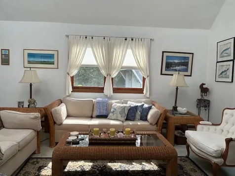 52 Old Coach Road West Tisbury MA 02575