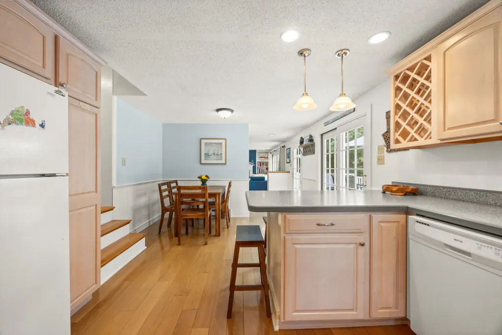 112 Third Street North Edgartown MA 02539