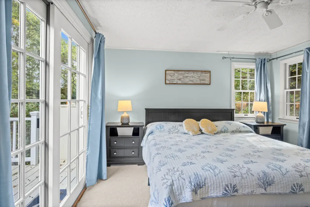 112 Third Street North Edgartown MA 02539