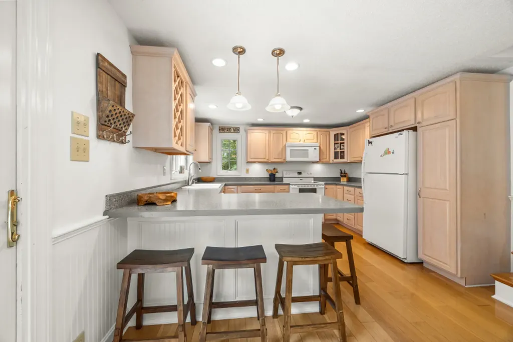 112 Third Street North Edgartown MA 02539