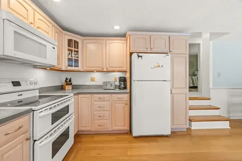 112 Third Street North Edgartown MA 02539