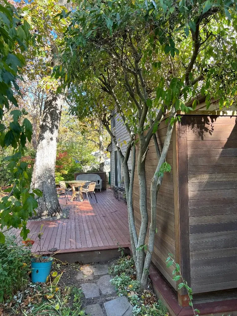 14 Twenty First Street North Edgartown MA 02539