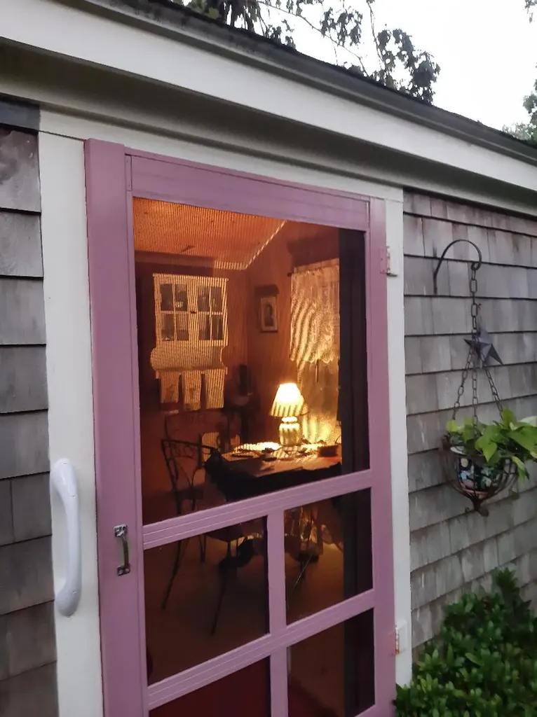 14 Twenty First Street North Edgartown MA 02539