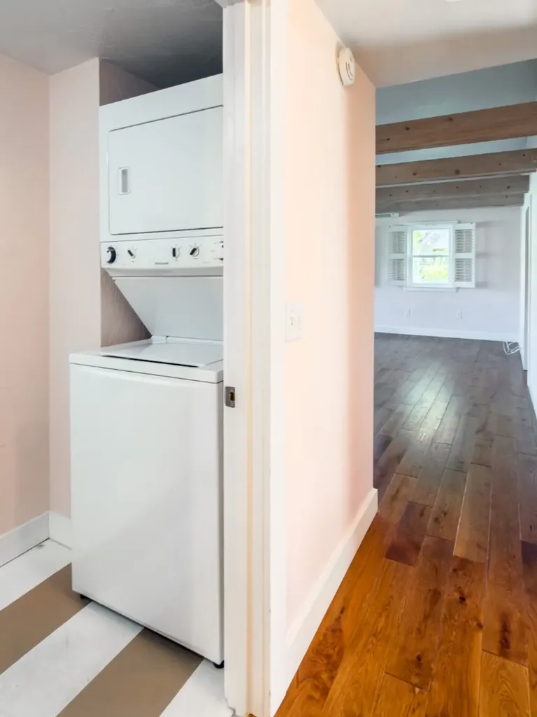 22 Clark Avenue Vineyard Haven MA 02568