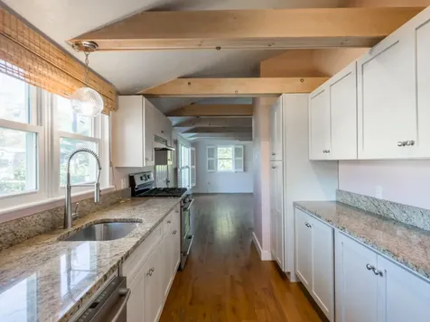 22 Clark Avenue Vineyard Haven MA 02568