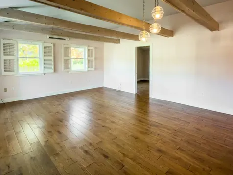 22 Clark Avenue Vineyard Haven MA 02568