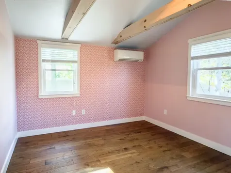 22 Clark Avenue Vineyard Haven MA 02568