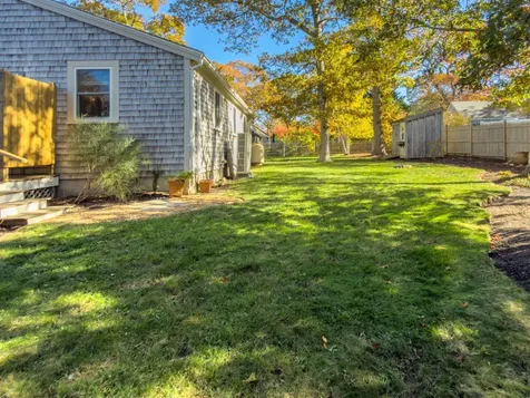 22 Clark Avenue Vineyard Haven MA 02568