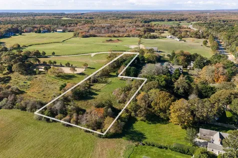 5 Louis Field Road Edgartown MA 02539