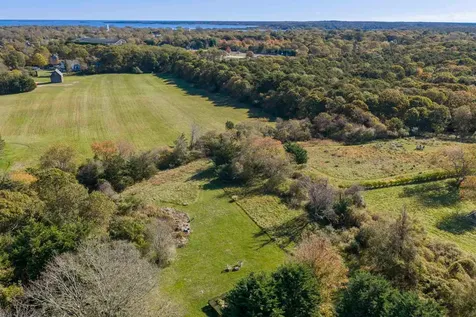 5 Louis Field Road Edgartown MA 02539