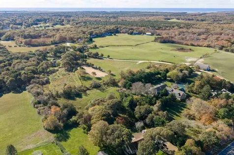 5 Louis Field Road Edgartown MA 02539
