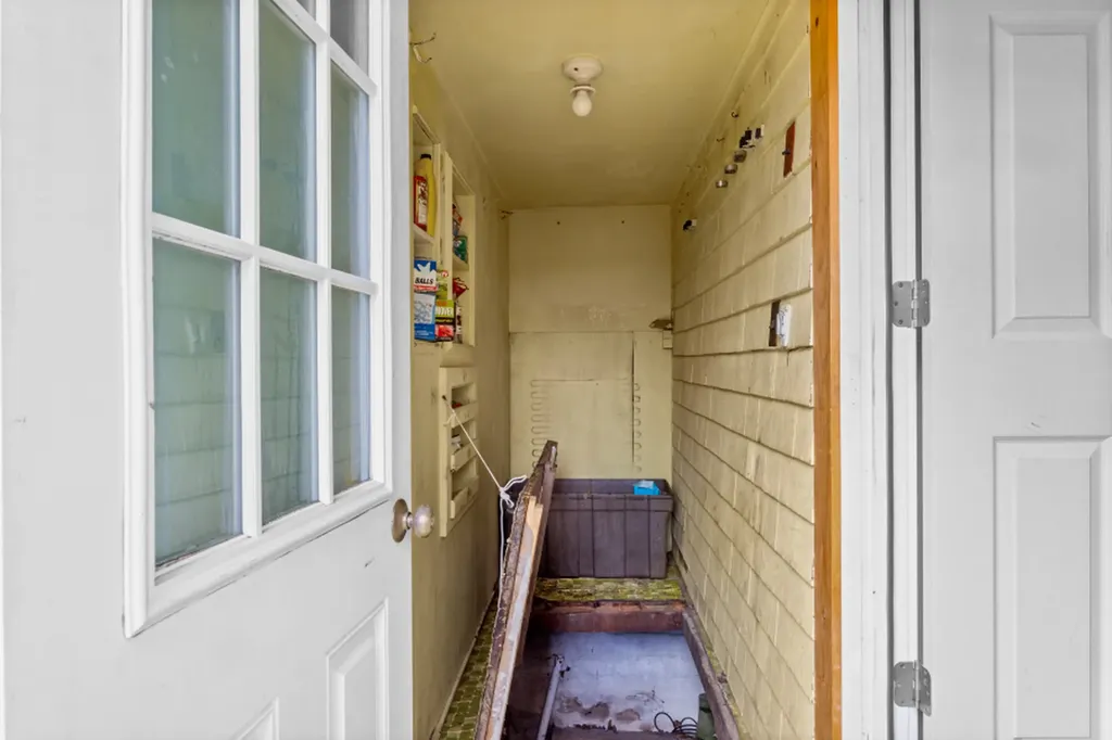 24 School Street Oak Bluffs MA 02557