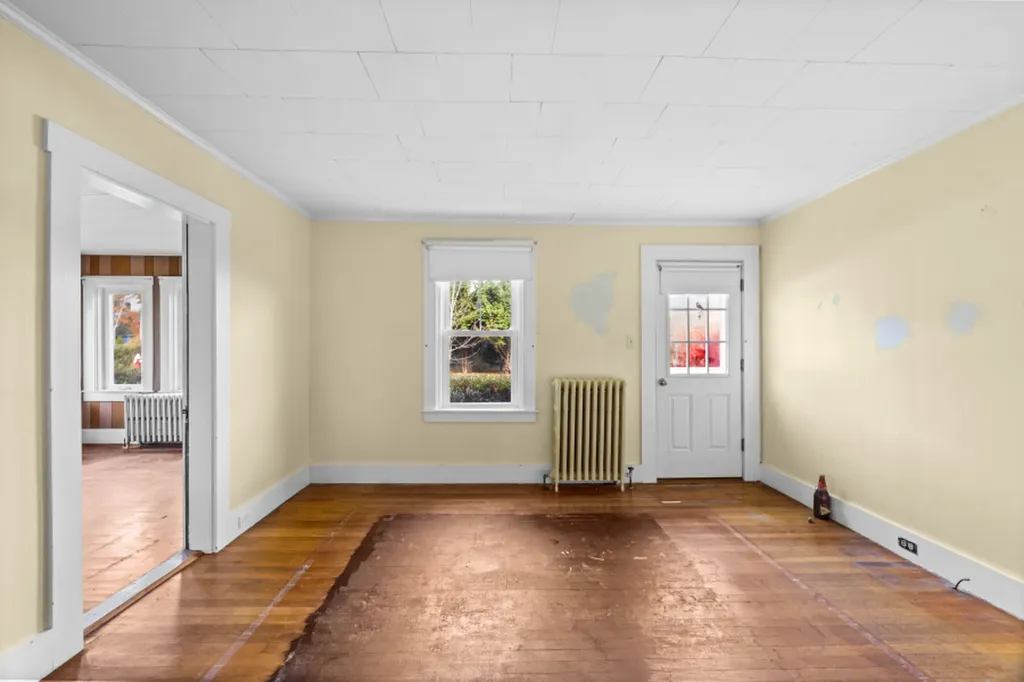 24 School Street Oak Bluffs MA 02557