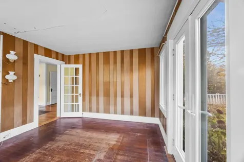 24 School Street Oak Bluffs MA 02557