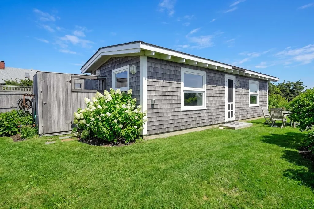 312 East Chop Drive Oak Bluffs MA 02557