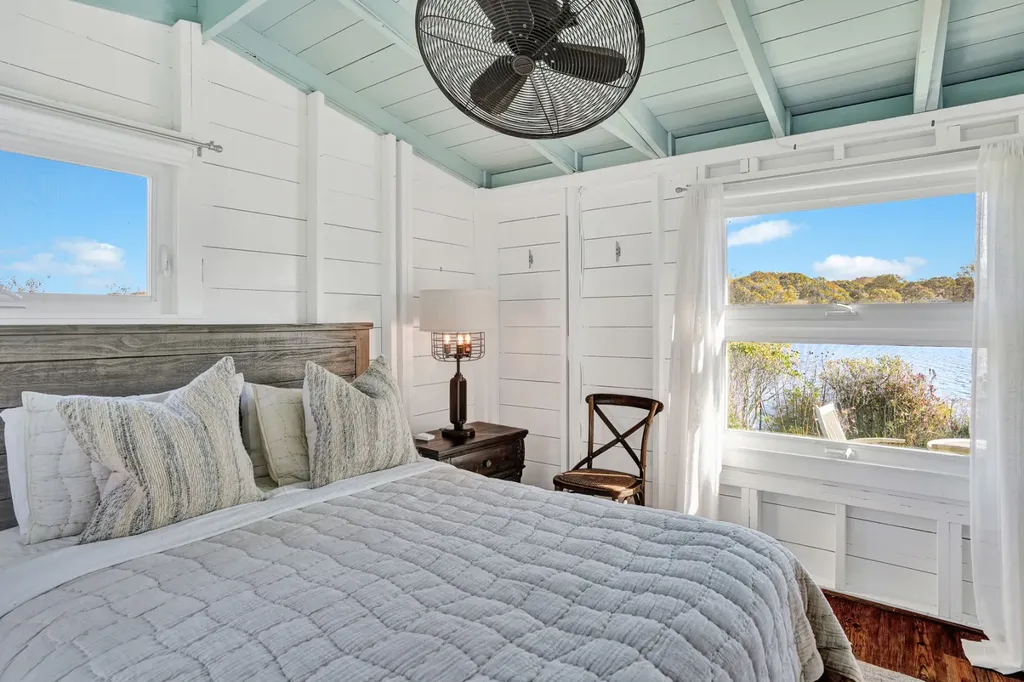 312 East Chop Drive Oak Bluffs MA 02557