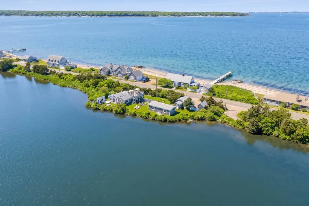 312 East Chop Drive Oak Bluffs MA 02557