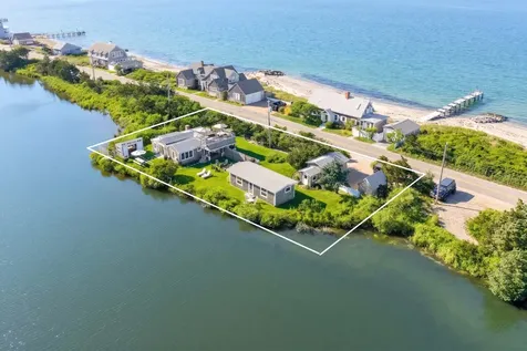 312 East Chop Drive Oak Bluffs MA 02557