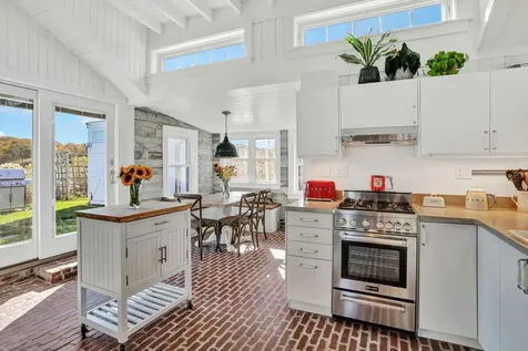 312 East Chop Drive Oak Bluffs MA 02557