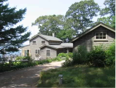339 Lake Street Vineyard Haven MA 02568