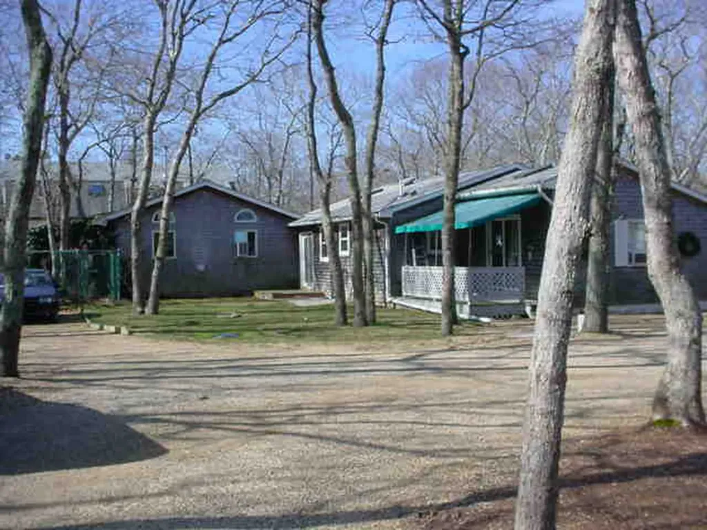 35 Breakdown Lane Oak Bluffs MA 02557