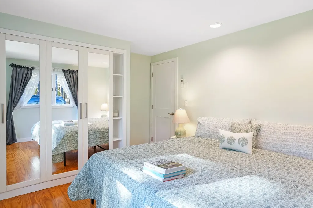 105 Stoney Hill Road West Tisbury MA 02575