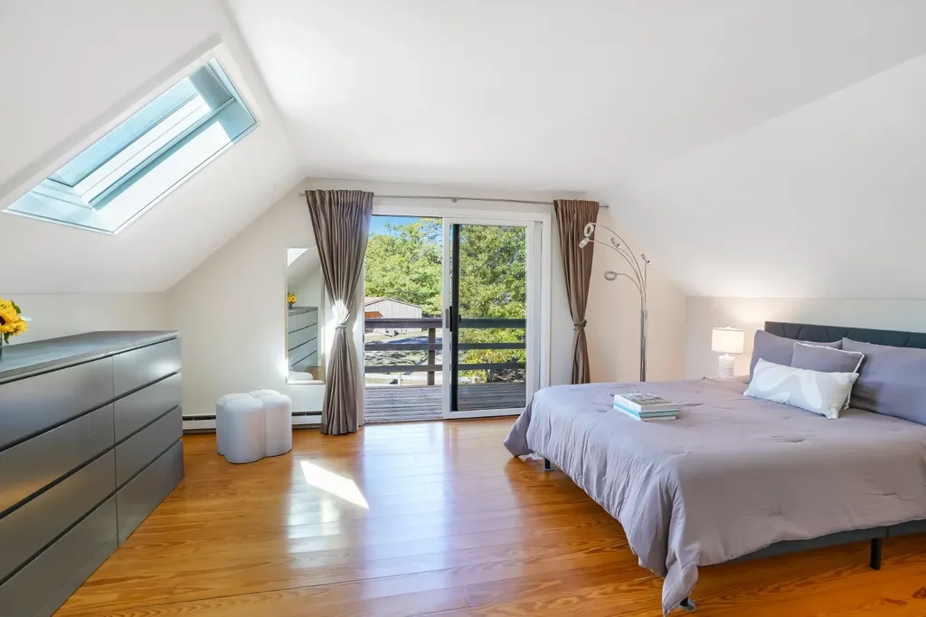 105 Stoney Hill Road West Tisbury MA 02575