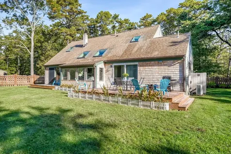 105 Stoney Hill Road West Tisbury MA 02575