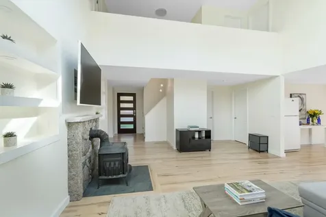 105 Stoney Hill Road West Tisbury MA 02575