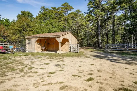 105 Stoney Hill Road West Tisbury MA 02575