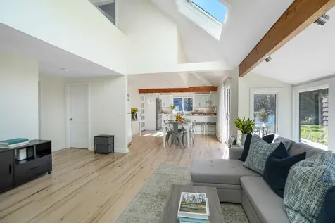 105 Stoney Hill Road West Tisbury MA 02575