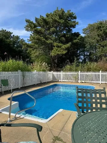 5 Seths Path Oak Bluffs MA 02557