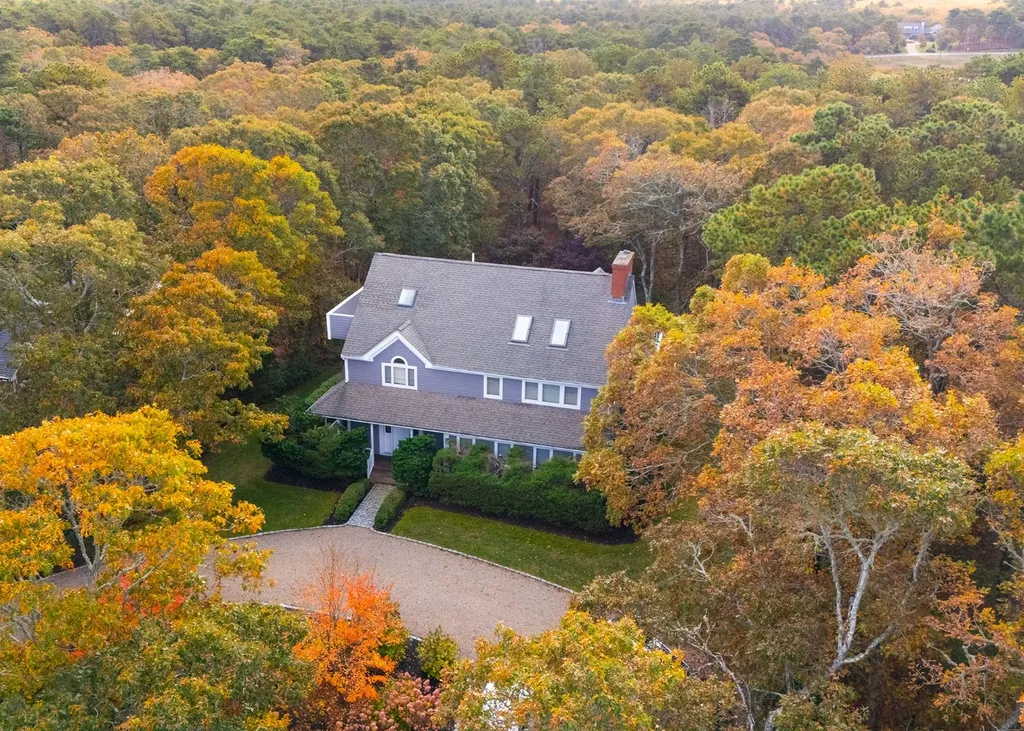 7 South Meadow Lane Oak Bluffs MA 02557