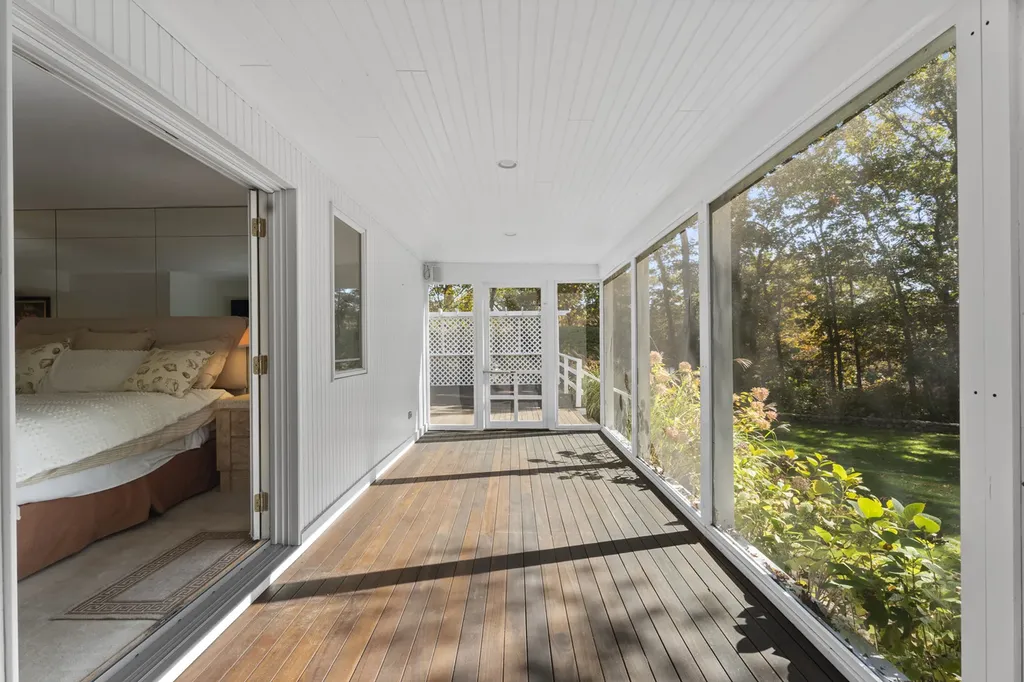 7 South Meadow Lane Oak Bluffs MA 02557