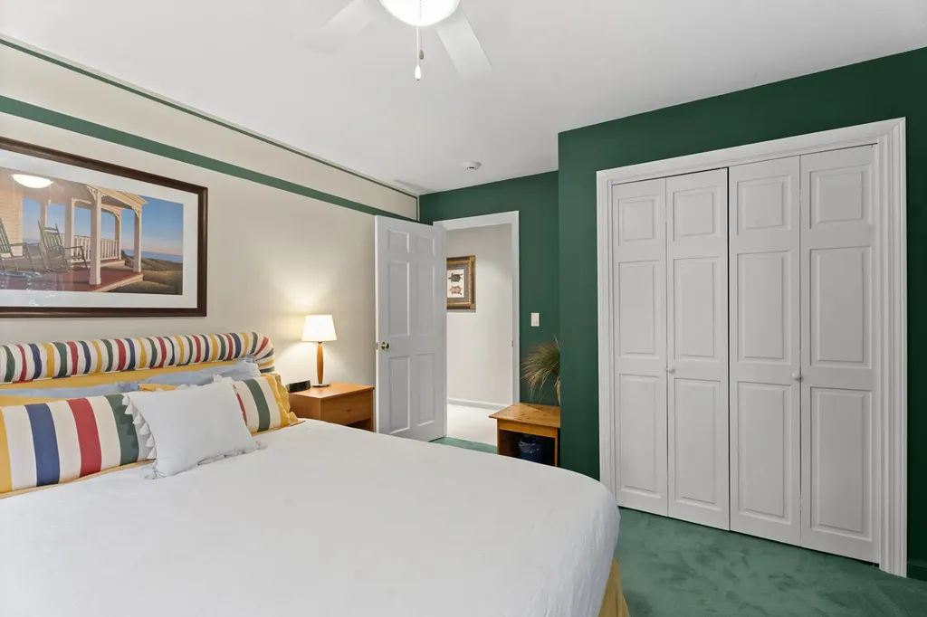 7 South Meadow Lane Oak Bluffs MA 02557