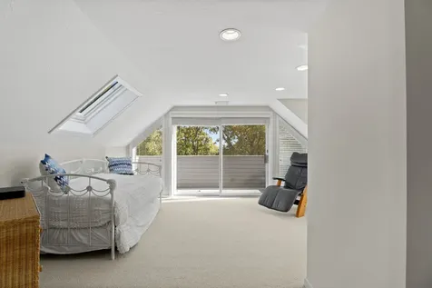 7 South Meadow Lane Oak Bluffs MA 02557