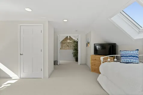 7 South Meadow Lane Oak Bluffs MA 02557
