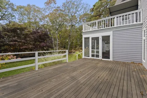 7 South Meadow Lane Oak Bluffs MA 02557