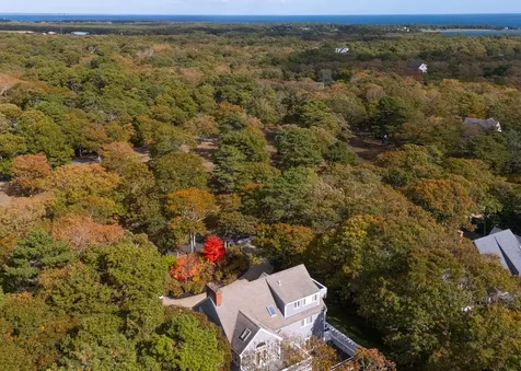 7 South Meadow Lane Oak Bluffs MA 02557