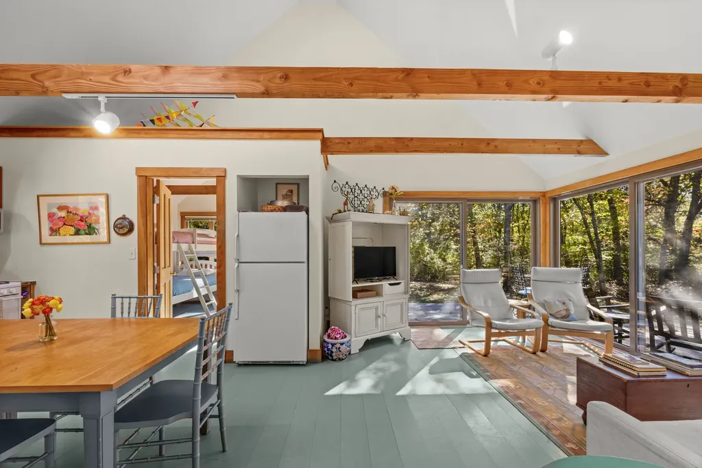 46 Tiercel Lane Chilmark MA 02535