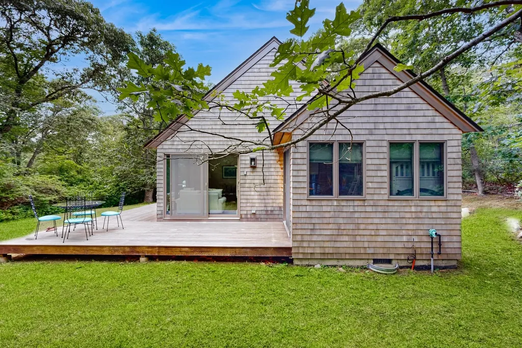46 Tiercel Lane Chilmark MA 02535